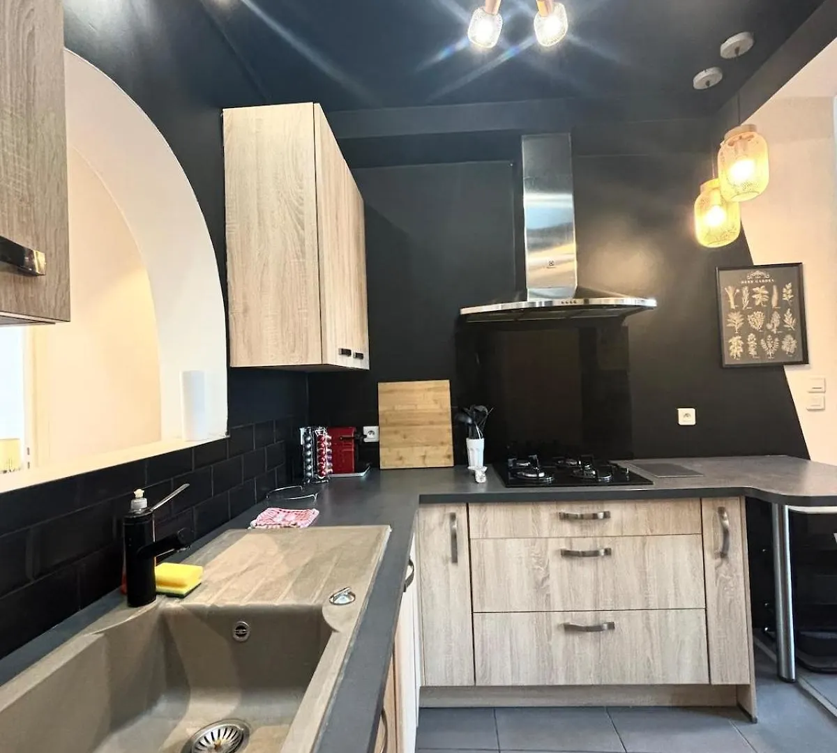 Apartment Near The Gare Du Sud Nice 0*,  France
